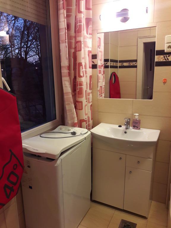 Home Apartman Debreţin Exterior foto